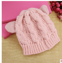 Load image into Gallery viewer, Hand Made 3D Cute Knitted Cat Ear Beanie Cap for Winter
