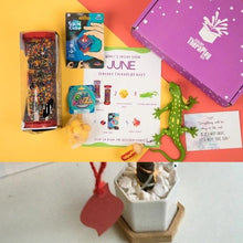 Load image into Gallery viewer, Subscription Box: Sensory TheraPLAY Box: Fun sensory toys to engage your child!, Ages 5-7 yrs.

